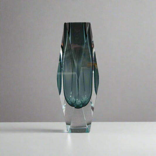 Mandruzzato Murano Mid Century Faceted Smoke Gray Sommerso Art Glass Vase 8"